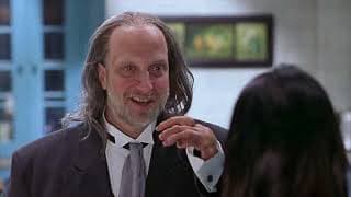 Scary Movie 2 (2001) Movie Review | Favorite of Mine