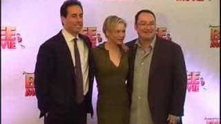 Simon J. Smith, Jerry Seinfeld e Renée Zellweger red carpet