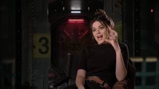Alien: Covenant: Callie Hernandez Behind the Scenes Movie Interview | ScreenSlam