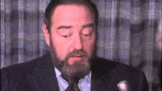 Bette Rogge interviews Sebastian Cabot, star of the TV series "Family Affair."
