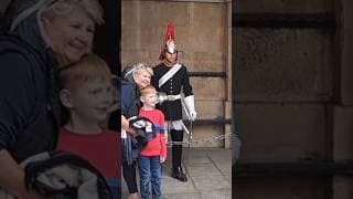 Peter Ellis got into trouble for kind acts like this king guard moves closer, #kingsguard