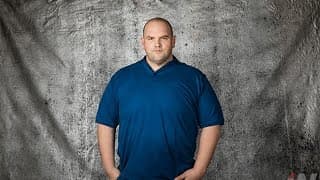 ‘Chance’ Star Ethan Suplee Explains Co-Star Paul Adelstein’s ‘Offensive Stench’