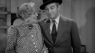 Funny scene with Claude Rains and May Robson
