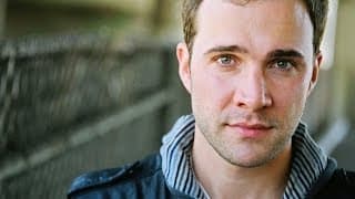 Gil McKinney Interview