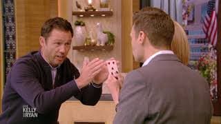 Jeffrey Donovan Performs a Magic Trick